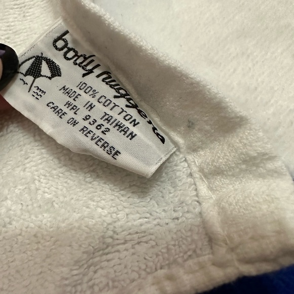 Vintage 1980’s Workout Bear Large Body Huggers Beach Bath Towel White - Picture 10 of 10